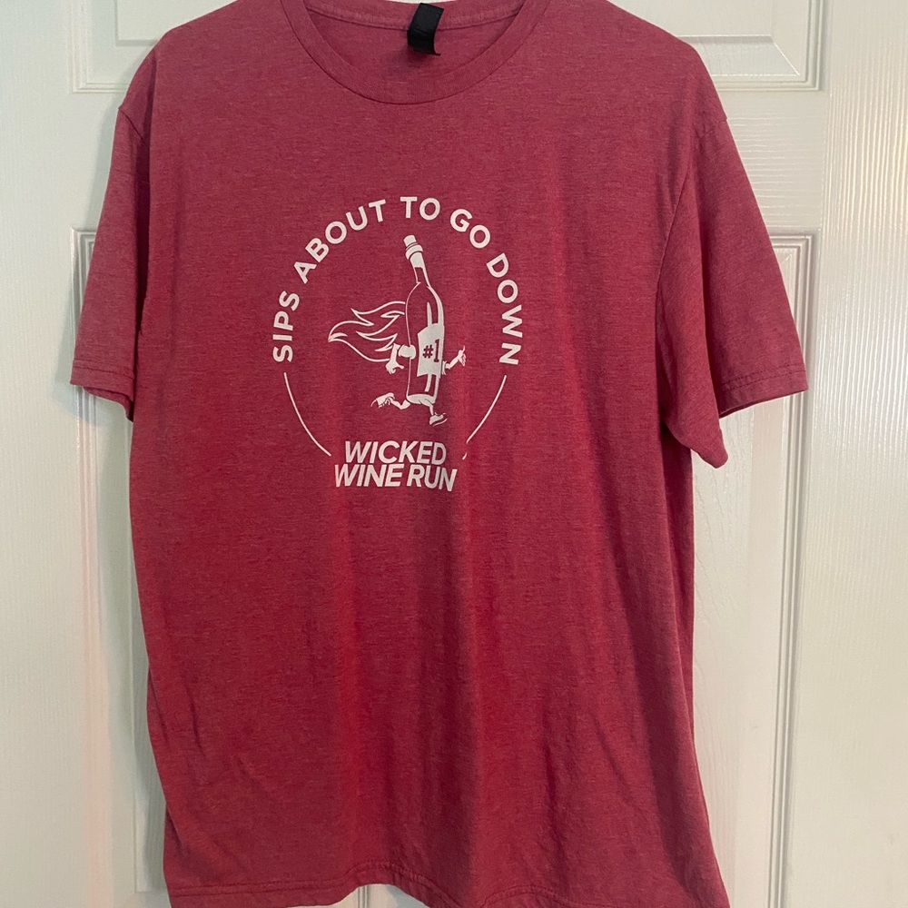 Gildan Wicked Wine Run Tee